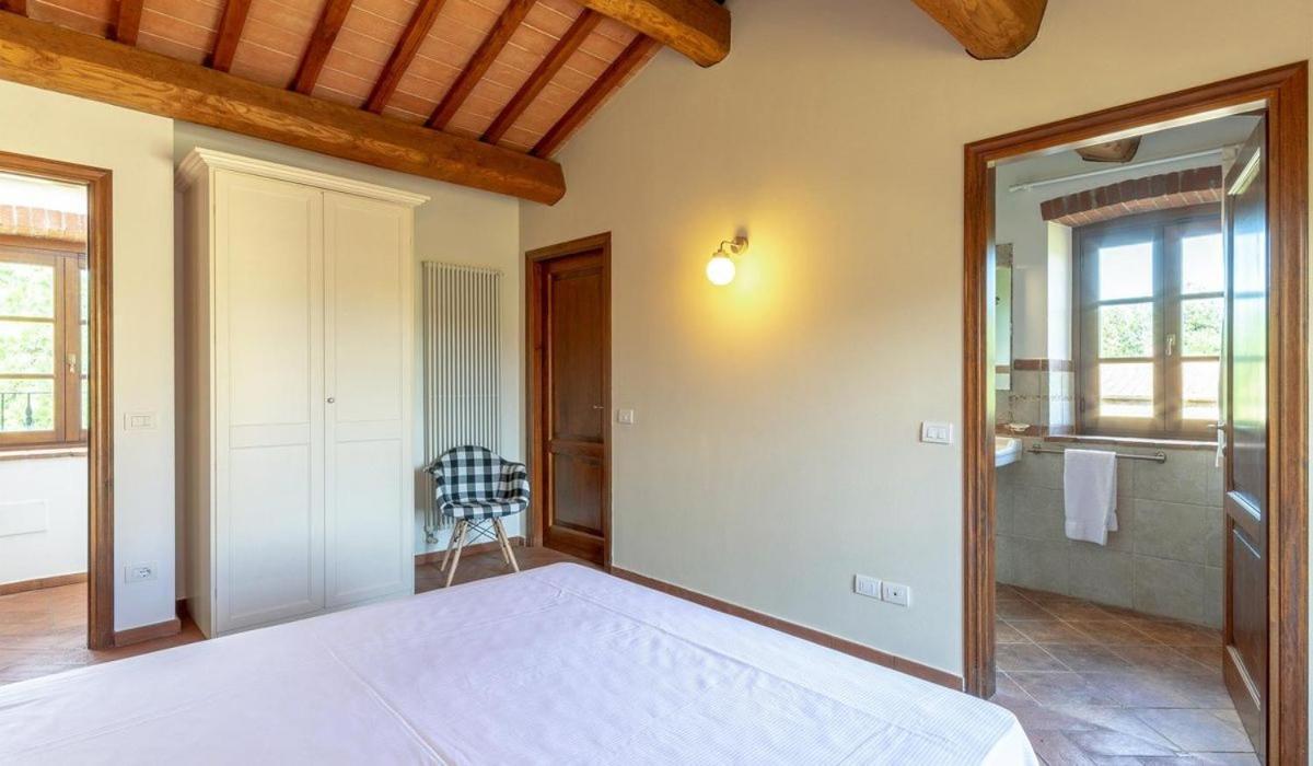 Poggio Cennina Resort Bucine Bagian luar foto