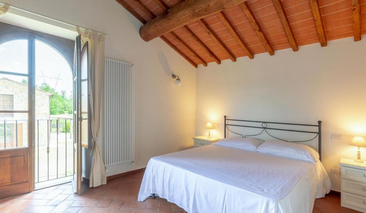 Poggio Cennina Resort Bucine Bagian luar foto