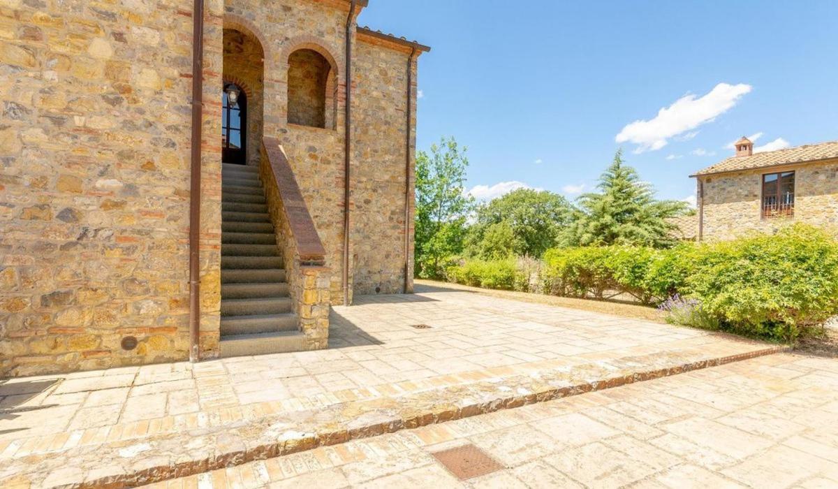 Poggio Cennina Resort Bucine Bagian luar foto
