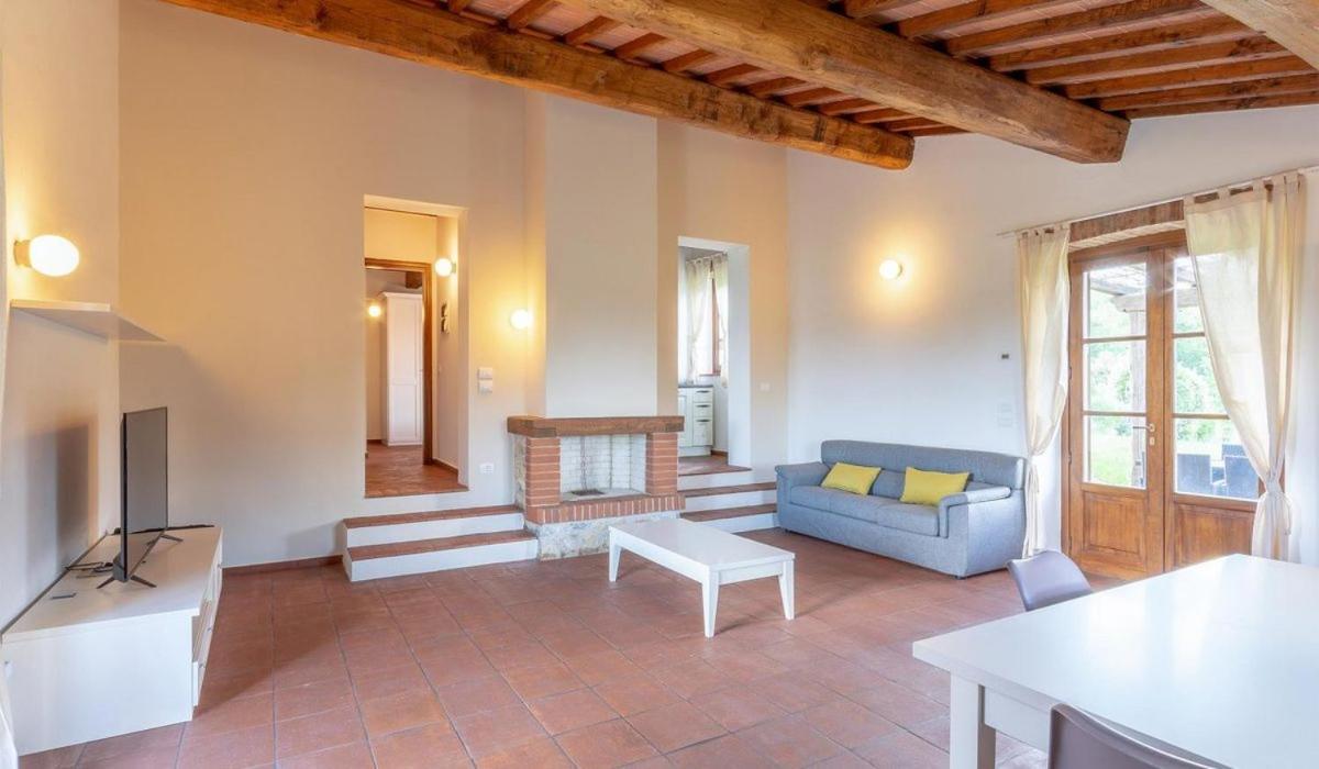 Poggio Cennina Resort Bucine Bagian luar foto